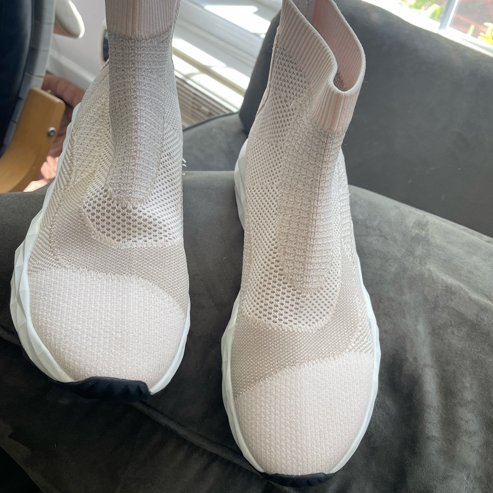 Slip-on sneakers